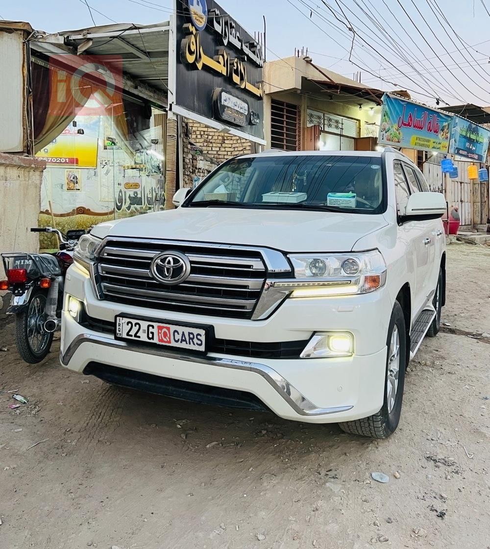 تويوتا لاندكروزر